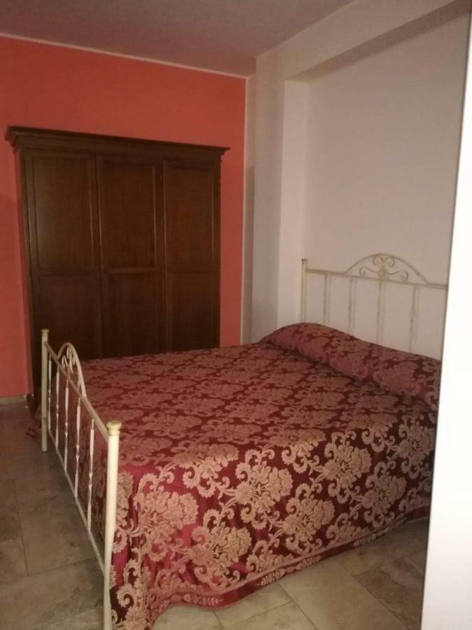 ジノーザ Cavalieri Teutonici Bed & Breakfast エクステリア 写真